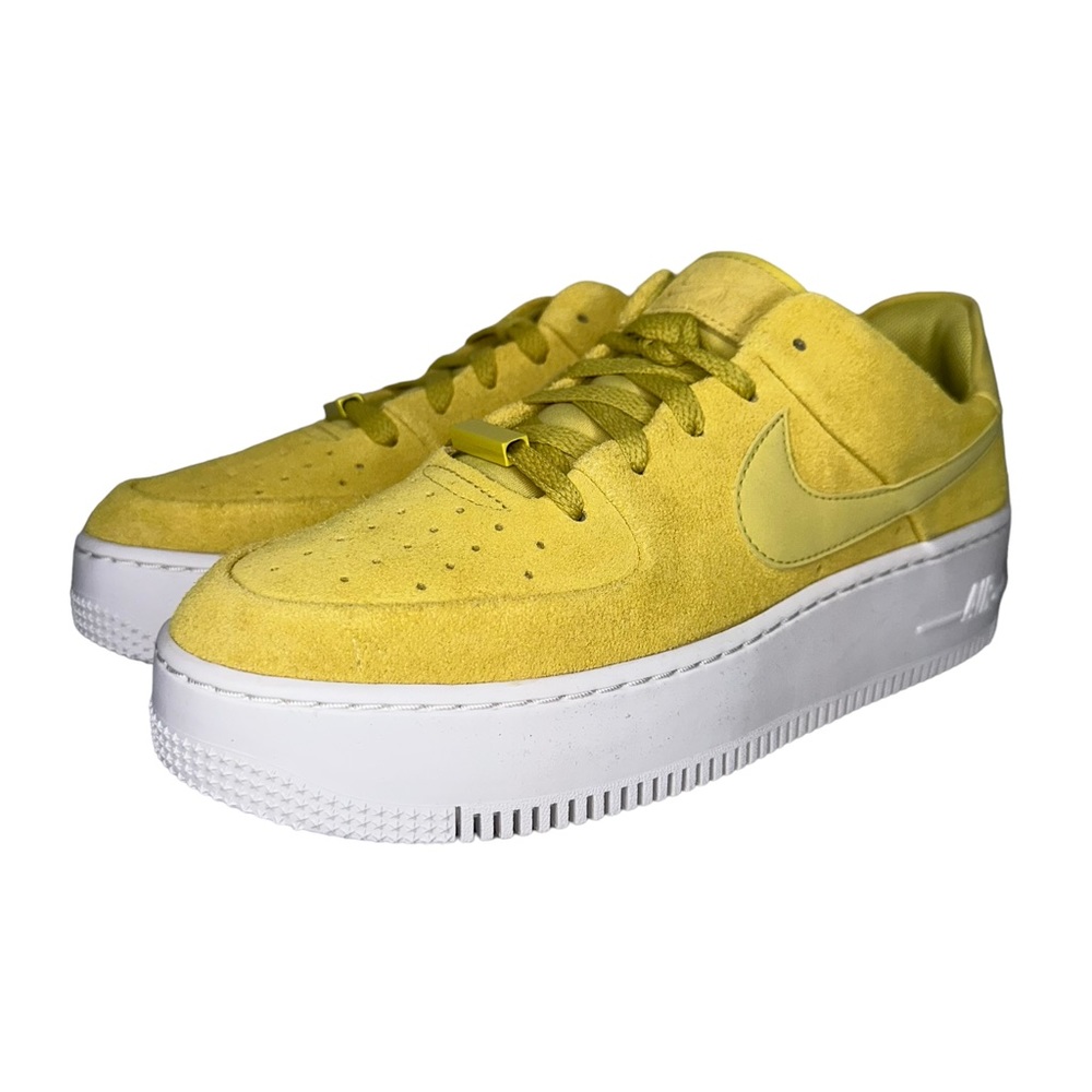 Nike AF1 Sage Low Celery White AR5339 300 Women’s Size 10